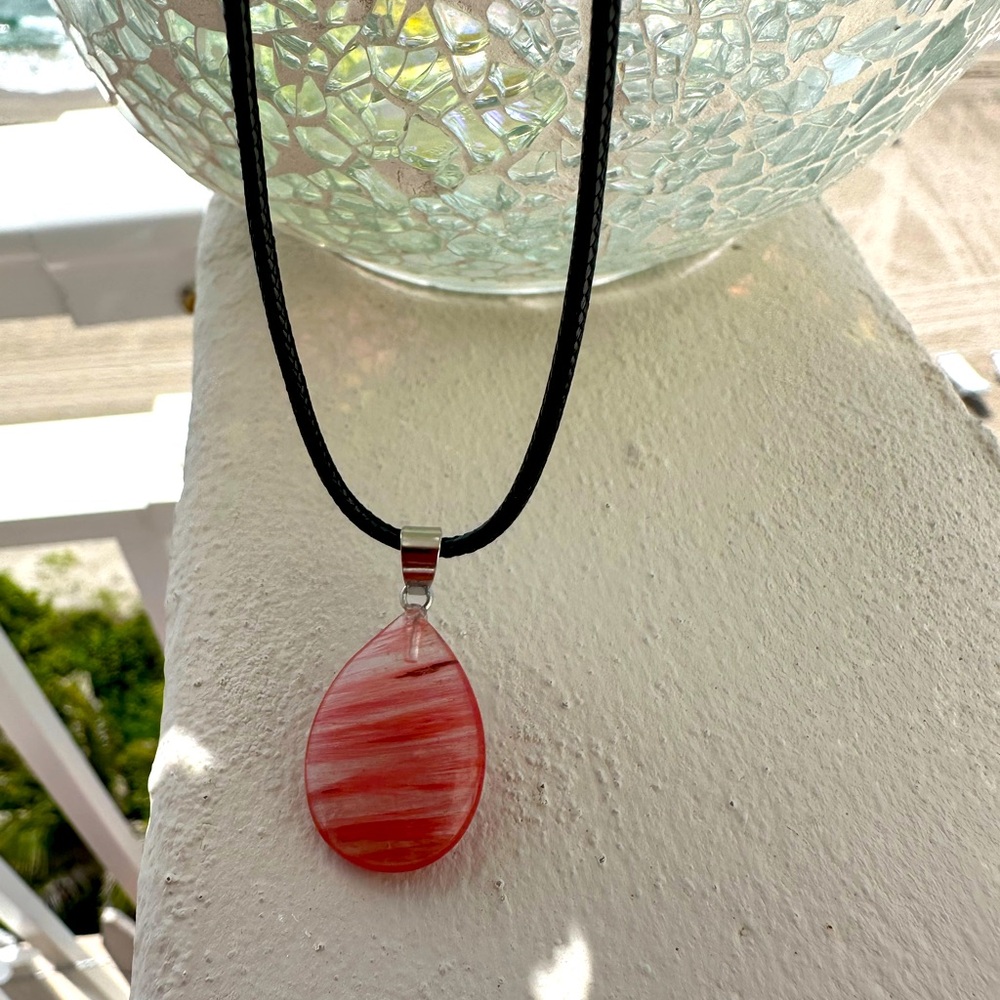 Beautiful coral/pinkish like stone necklace UNISEX NWOT